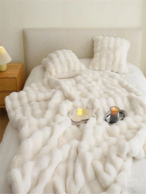 Fuzzy Blanket, Sofa Throw Blanket, White Blanket, Fluffy Blankets, Nap Blanket, Room Inspiration Bedroom, White Bedding, Sofa Throw, Bedroom Inspo