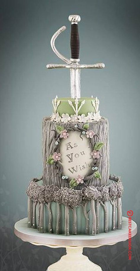 Geek Wedding Cake, Princess Bride Wedding, Super Torte, Book Themed Wedding, Geeky Wedding, Wedding Toppers, Nerdy Wedding, Brides Cake, Geek Wedding