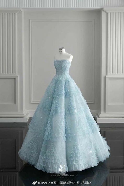 Blue Princess Prom Dress, Caraval Aesthetic, Debut Gown, Donatella Dragna, Kpop Stage Outfits, Debut Gowns, Blue Ball Gown, Kpop Stage, Blue Ball Gowns