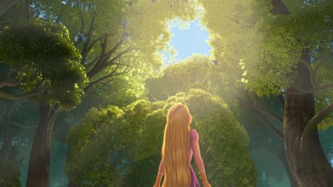 "Tangled" Is The Most Beautiful Disney Movie, And Here's The Proof Film Rapunzel, Rapunzel Video, Tangled Pictures, Tangled Wallpaper, Tangled Movie, Tangled 2010, 2560x1440 Wallpaper, Wallpaper Computer, Disney Princess Movies