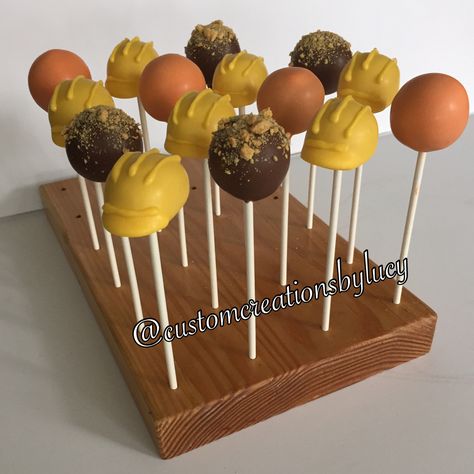 Construction theme cake pops 2nd Birthday Construction Theme Cake, Construction Theme Cakesicles, Construction Party Cake Pops, Construction Birthday Cake Pops, Cake Pops Construction Theme, Cat Construction Birthday Party, Construction Themed Cake Pops, Construction Cakesicles, Construction Theme Dessert Table