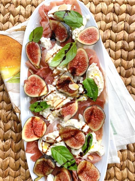 Summer's Last Hurrah With Fresh Figs - Proud Italian Cook Tea Appetizers, Burrata Board, Italian Food Party, Fig Appetizer, Pasta Board, Charcuterie Ideas, Italian Lunch, Fig Salad, Italian Dinner Party