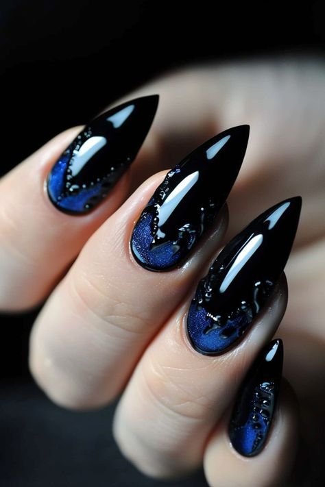 Black And Blue Nails Acrylic Design, Dazai Nails, Chaotic Nails, Dark Nails Inspiration, Summer Goth Nails, Blue Black Nails, Blue And Black Nails, Weird Nails, Black And Blue Nails