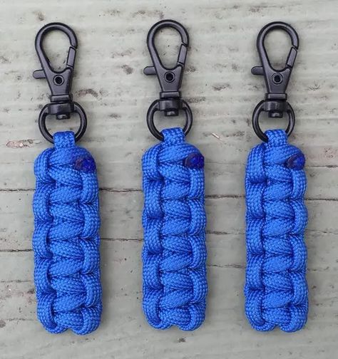 18 DIY Paracord Zipper Pull | How Tos & Patterns Paracord Zipper Pull Diy Tutorials, Paracord Zipper Pull Diy, Diy Zipper Pulls, Zipper Pulls Diy, Paracord Designs, Cord Projects, Paracord Jig, Paracord Zipper Pull, Paracord Crafts