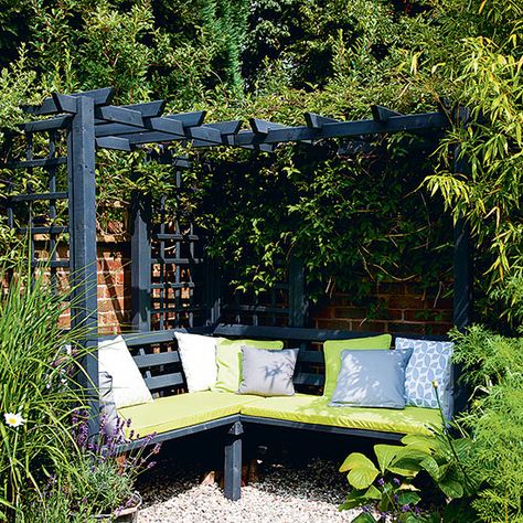 Small Cottage Garden Ideas, Outdoor Reading Nooks, Garden Nook, Back Garden Design, Outdoor Seating Area, Backyard Seating, Garden Ideas Cheap, Budget Garden, Corner Garden