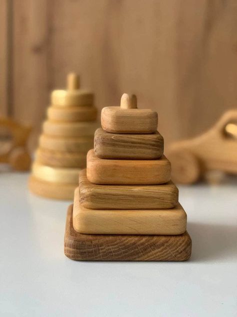 Wood Kids Toys, Wood Stacking, Wooden Blocks Toys, Wooden Toys Diy, Natural Wood Toys, Wooden Toys Design, Wooden Toys For Toddlers, Making Wooden Toys, Montessori Baby Toys