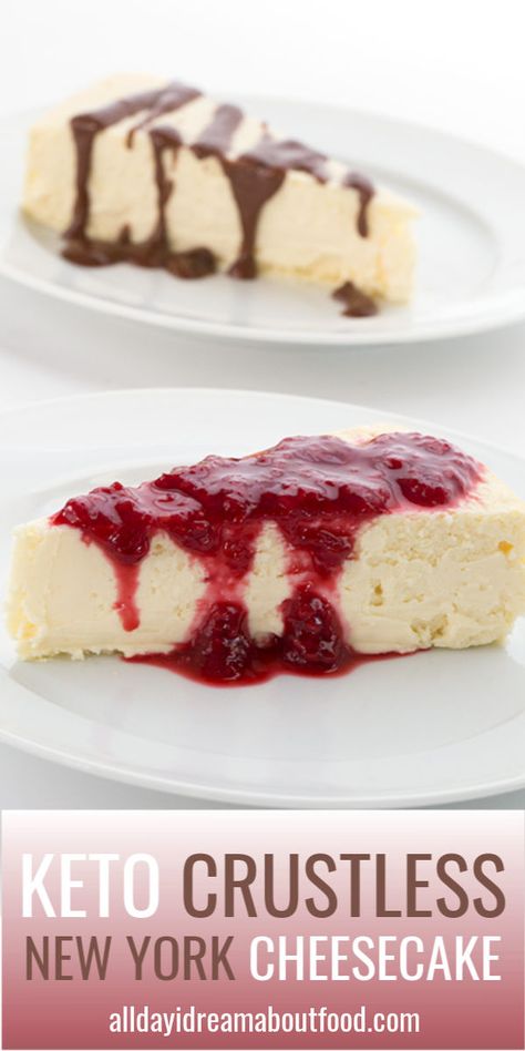 So rich and creamy, and only 3g total carbs per slice! This New York style keto cheesecake is the perfect low carb, sugar-free dessert. Biscotti Cheesecake, Low Carb Cheesecake Recipe, Low Carb Low Fat Recipes, Postre Keto, Hot Fudge Sauce, Berry Sauce, Low Carb Cheesecake, Low Carb Low Sugar, Best Low Carb Recipes