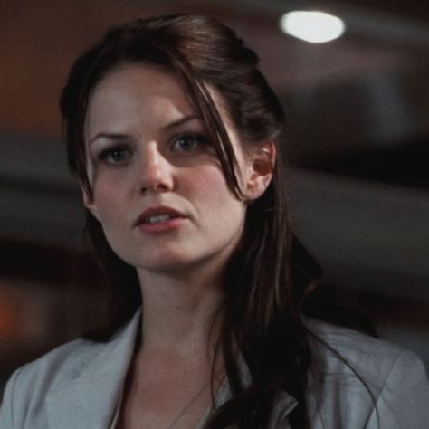 Thirteen House, Allison Cameron, Cameron Hair, House Md, Dr House, Cedric Diggory, Brunette Woman, Jennifer Morrison, Random House