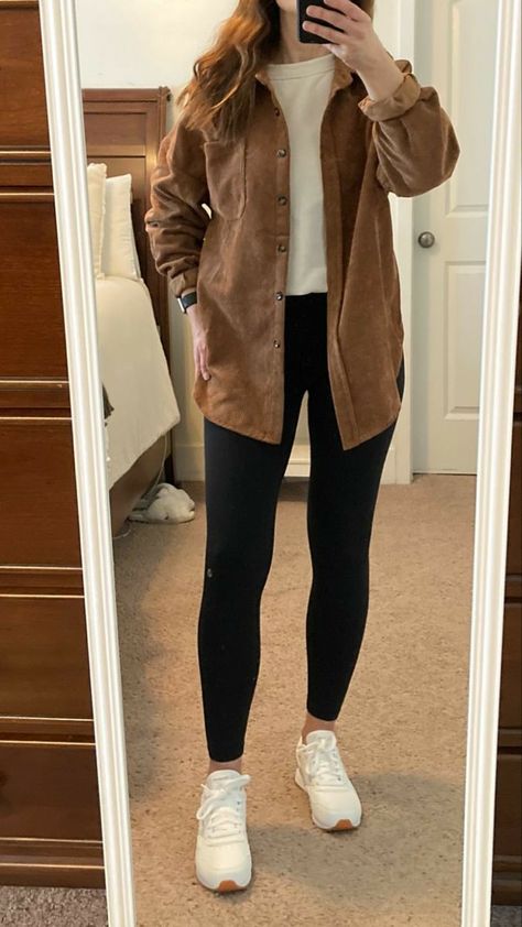 Shacket Outfit Women, Shacket Outfit, Collection Ideas, Casual College Outfits, Diy Vetement, Free Fashion, Casual Day Outfits, Elegante Casual, Mode Casual