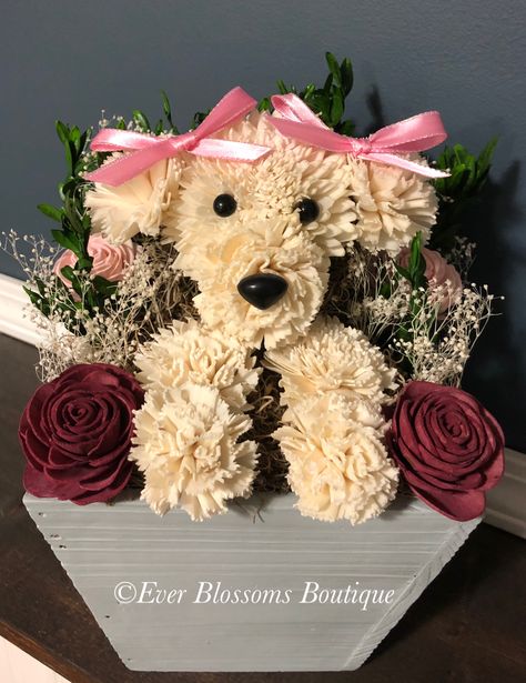 Animal Flower Arrangements, Puppy Flowers, Luxury Flower Bouquets, Unique Flower Arrangements, Creative Flower Arrangements, Flower Gift Ideas, Flower Business, Flower Arrangements Simple, Flower Arrangements Diy