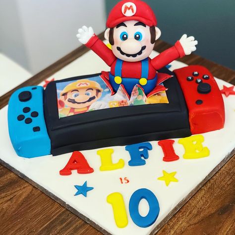 Nintendo Switch Mario Cake, Nintendo Switch Cake, Mario Cake, Poke Cakes, Cake Creations, Toy Chest, Nintendo Switch, High Chair, Mario