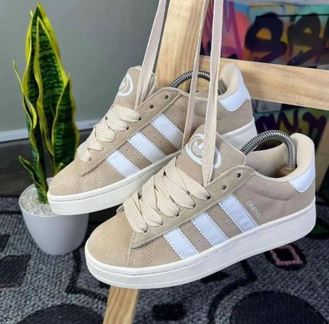 Adidas Campus Shoes, Pretty Sneakers, Adidas Campus 00s, Trendy Shoes Sneakers, Preppy Shoes, Pretty Shoes Sneakers, Shoes Outfit Fashion, Cute Nike Shoes, Cute Sneakers