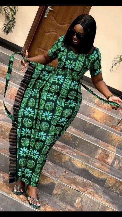 Ankara Short, 2piece Outfits, African Print Dress Ankara, African Inspired Clothing, Ankara Dresses, Ankara Style, Gown Styles, Ankara Dress, African Print Fashion Dresses