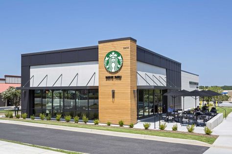 Starbucks Building, Inside Restaurant, Restaurant Exterior Design, Starbucks Design, Retail Facade, Commercial Design Exterior, Retail Architecture, Restaurant Exterior, Shop Facade