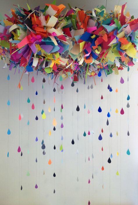 beautiful-backdrops Hantverk Diy, Color Cloud, Colorful Party, Paper Towel, Pom Poms, Diy Paper, Paper Crafting, Art Room, Classroom Decor