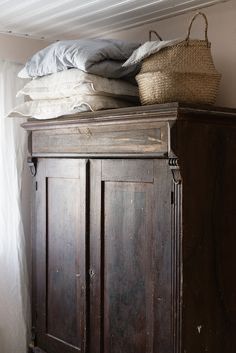 Muebles Shabby Chic, Industrial Style Decor, Smart Tiles, Casa Country, Vintage Industrial Style, Inspired Homes, 인테리어 디자인, House Inspiration, Trending Decor