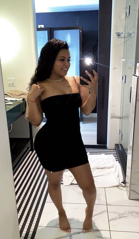 Carmen Pritchett, Recreate With Bae, Classy Acrylic Nails, Random Pics, My Pinterest, Beautiful Black Women, Off Shoulder Dress, One Shoulder Dress, We Heart It