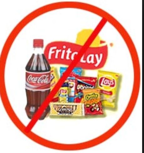 Real food diet define ( the Rules) AKA no processed foods! This is my next challenge I will not eat none of these for 10 days. I hope I can do this! I'm gonna try to make my sister go on a diet.... 100 Days Of Real Food, Real Food Diet, High Calorie Meals, Food Challenge, Health Guide, School Food, Foods To Avoid, Healthy Eating Habits, Food Lists