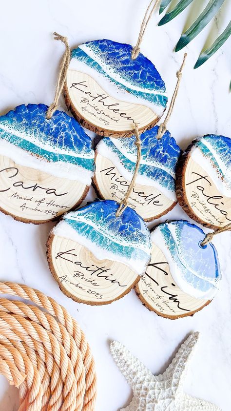 Coastal Home Decor, Home Decor Wedding, Coastal Home, Decor Wedding, Leave In, Family Vacation, Tree Ornaments, Wedding Favors, Christmas