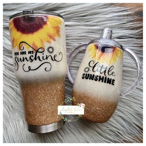 Cup Business, Tumbler Cups Personalized, Minnie Mouse Pictures, Food Safe Epoxy, Glitter Glasses, Epoxy Tumbler, Glitter Tumbler Cups, Glitter Wine, Cup Crafts