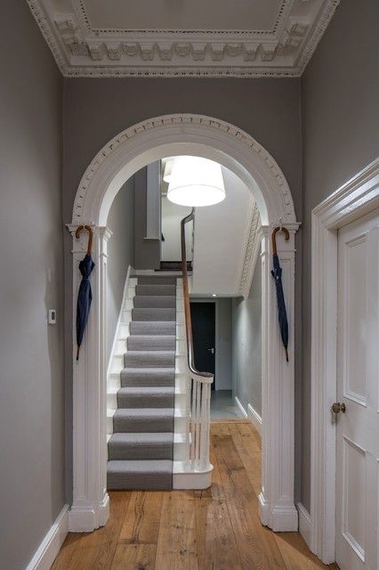 Edwardian Hallway, Hallway Interior, Victorian Hall, Victorian House Interiors, Victorian Hallway, Hallway Colours, Georgian Interiors, Hallway Inspiration, Small House Interior Design