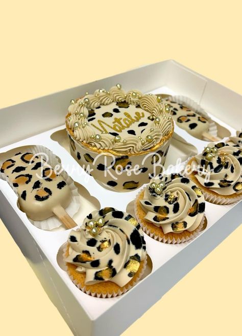 Cheetah Print Cupcakes, Leopard Print Cupcakes, Leopard Cake, Teenage Birthday Party, Cake And Cupcakes, Cute Birthday Cakes, 16th Birthday, Let Them Eat Cake, 50th Birthday