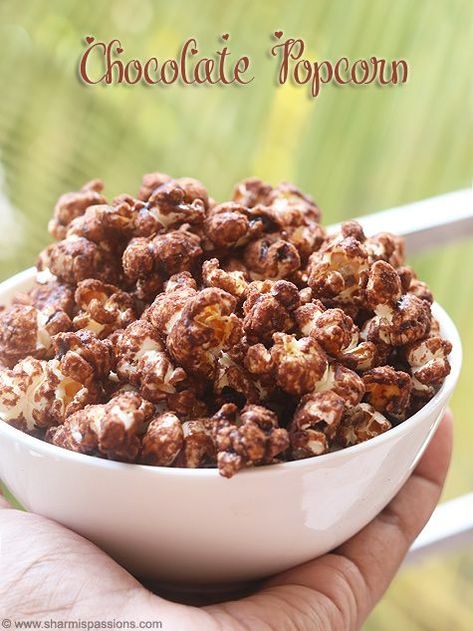 Chocolate Popcorn Recipe Easy, Chocolate Popcorn Recipe, Popcorn Recipes Chocolate, Candied Popcorn, Popcorn Ideas, Flavored Popcorn Recipes, Popcorn Recipes Sweet, Popcorn Seasonings, Popcorn Popping