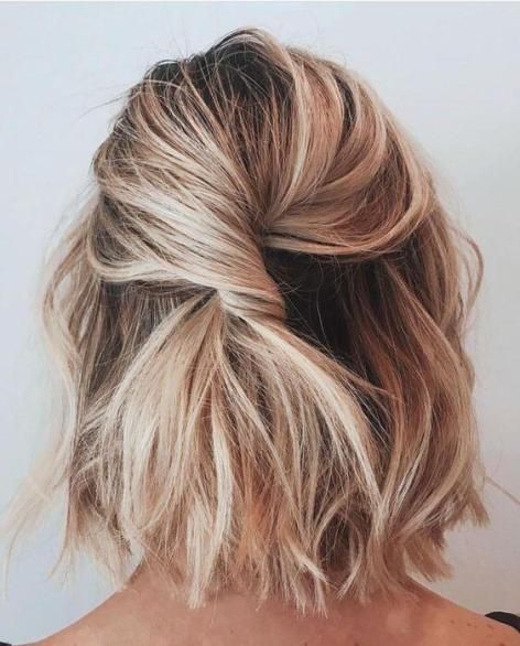 Frizzy Hair? Try These Products, Tools, and Tips! Simple Wedding Hairstyles, Balayage Blonde, Short Wedding Hair, Penteado Cabelo Curto, Cute Hairstyles For Short Hair, Blonde Bobs, Half Up Hair, Good Hair Day, Halloween Make