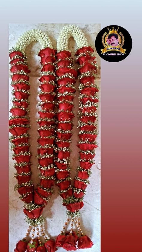 Rose Flower Mala For Wedding, Engagement Varmala Designs, Engagement Dandalu, Poola Dandalu Engagement, Maalai Designs For Engagement, Jaymala Stage For Wedding, Varmala Indian Weddings Rose, Rose Garland Wedding Indian, Rose Garlands Wedding Indian Flower