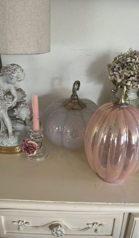 Day Bed Room, Cozy Kitchen Ideas, Garage Door Ideas, Door Decor Ideas, Chandelier Ideas, Pink Autumn, Coquette Halloween, Pink Fall, Antique Aesthetic