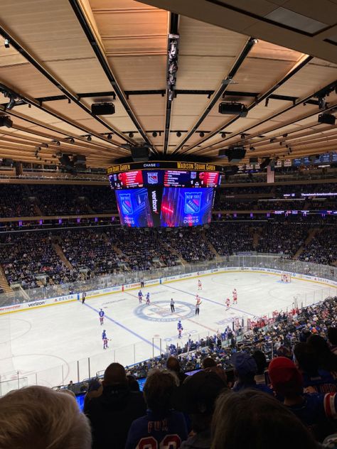 Rangers Aesthetic, Brain Illusions, Ranger Sport, Aesthetic Nyc, Rangers Hockey, College Hockey, Nyc Aesthetic, Sports Aesthetic, Hockey Games