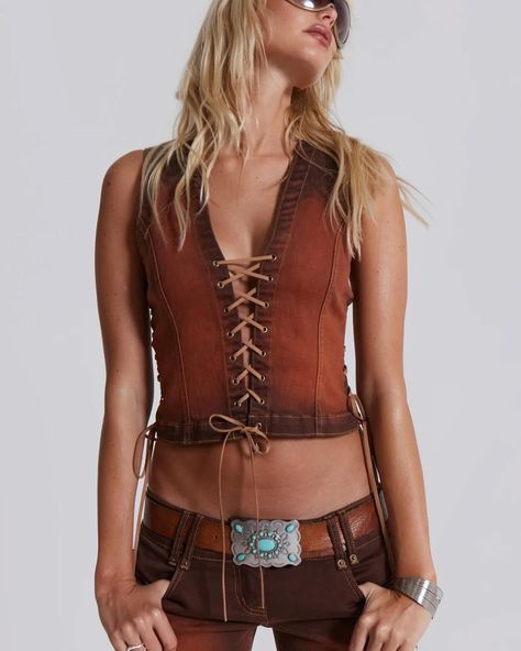 🏜️✨ OASIS DROP! New Arrivals Online www.valtikka.co Hoedown Throwdown, Bar Fits, Denim Corset Top, Cowboy Girl, Lace Up Corset, Corset Style Tops, Denim Corset, Jaded London, Beach Skirt