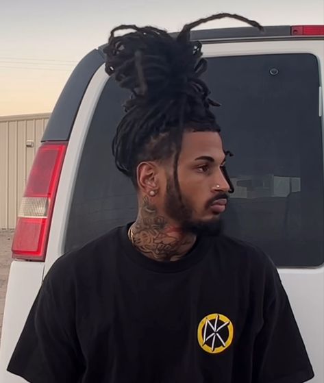 Dread Aesthetics, Black Men Locs, Locs Ponytail, Loc Hairstyles For Men, Men With Locs, Dread Hairstyles For Men, Guys Grooming, Long Dreads, Dreadlock Hairstyles For Men