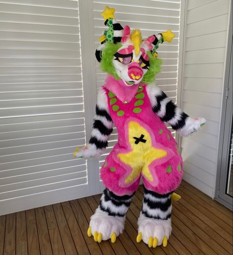 fursuit made by matchapawz! Cerberus Fursuit, Kidcore Fursuit, Cute Fursuit Ideas, Snail Fursuit, Emo Fursuit, Ferret Fursuit, Sparkledog Fursuit, Clown Fursuit, Snake Fursuit