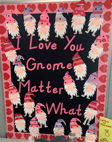 Valentines Classroom Door, Valentines Art For Kids, Welcome To Preschool, February Bulletin Boards, Welcome Bulletin Boards, Valentine Bulletin Boards, Elementary Bulletin Boards, Holiday Bulletin Boards, Birthday Board Classroom