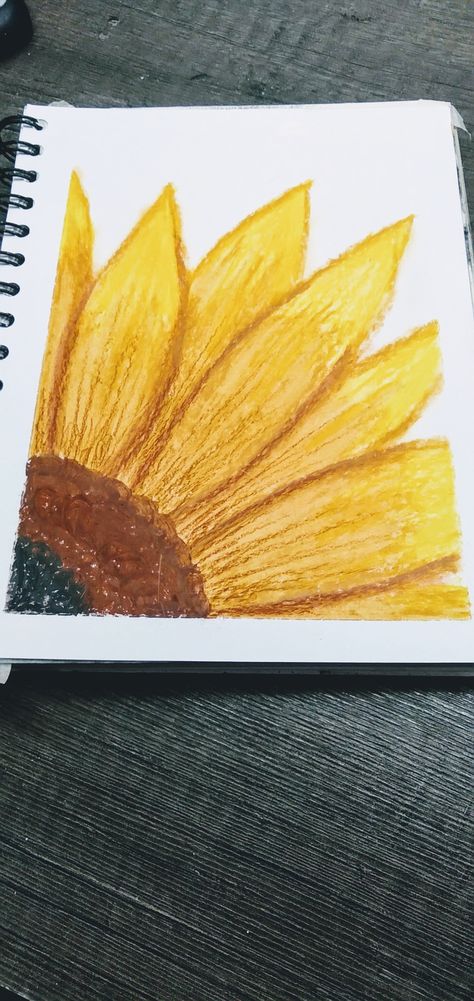 oil pastel amor flor girasol sunflower flower Sunflower Pastel Drawing, Sunflower Oil Pastel, Simple Oil Pastel Art, Oil Pastel Drawings Easy, Flower Drawings, Simple Canvas Paintings, Oil Pastel Art, Oil Pastel Drawings, Yellow Sun