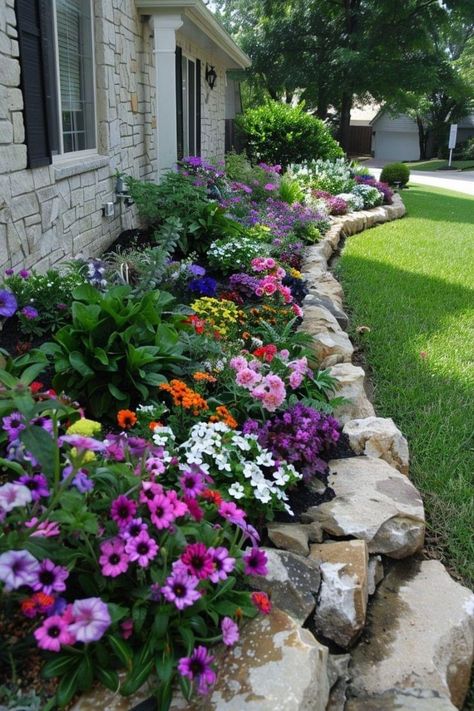 Small Garden Area Ideas, Iris Flowers Garden, Front Yard Flowers, Garden Aesthetics, Cheap Landscaping Ideas, Backyard Layout, Easy Gardening, Outdoor Trellis, Planting Ideas