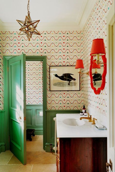 Vibrant Small Bathroom, Primary Colors Bathroom, Kit Kemp Bathroom, Colorful Maximalist Bathroom, Primary Color Bathroom, Bold Color Bathroom, Wes Anderson Bathroom, Artsy Bathroom Ideas, Kitschy Bathroom