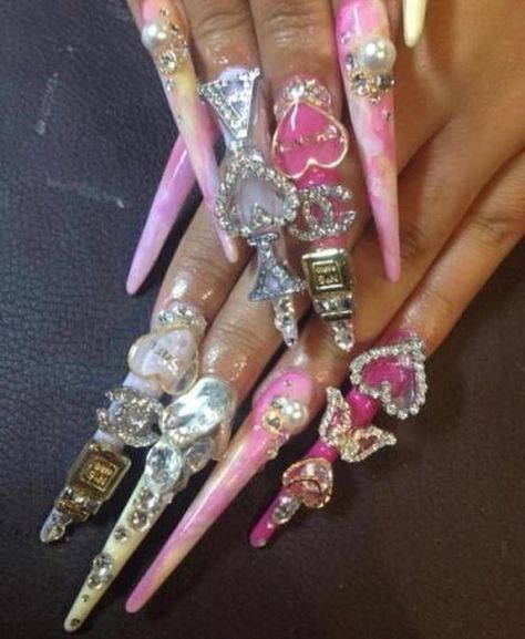 Gyaru Nails, Junk Nails, Glow Nails, Really Cute Nails, Crazy Nails, Bling Acrylic Nails, Kawaii Nails, Girls Nails, Fire Nails