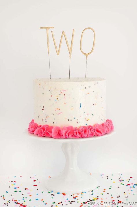 How to Bake A Birthday Cake Gökkuşaği Pasta, Sprinkles Birthday Cake, Sprinkle Party, Sprinkle Cake, Cute Birthday Cakes, Birthday Cake Kids, Smash Cake, Pretty Cakes, Cute Cakes