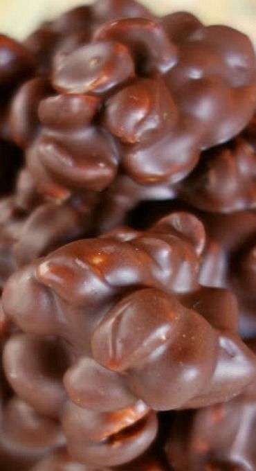 Mr Goodbar Cake, Mr Goodbar Recipe, Mr Goodbar, Holiday Candies, Candy Bar Cookies, Easy Candy Recipes, Chocolate Covered Peanuts, Candy Truffles, Chocolate Candies