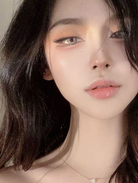 Korean Girl Reference, Korean Makeup Look Ulzzang, Korean Girl Face Claim, Asian Girl Face Claim, Ulzzang Eyes, Kpop Makeup Looks, Douyin Beauty, Makeup Asia, Makeup Ulzzang