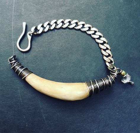 Real Antler Bracelet / Deer Antler / Sterling Silver / Silver Bracelet / Chain Bracelet / Unisex Jewelry / Rustic Jewelry / Daniellerosebean Antler Bracelet, Silver Bracelet Chain, Copper Chain Bracelet, Deer Antler Jewelry, Taxidermy Jewelry, Series Ideas, Handmade Bangle Bracelets, Bracelet Thick, Jewelry Rustic