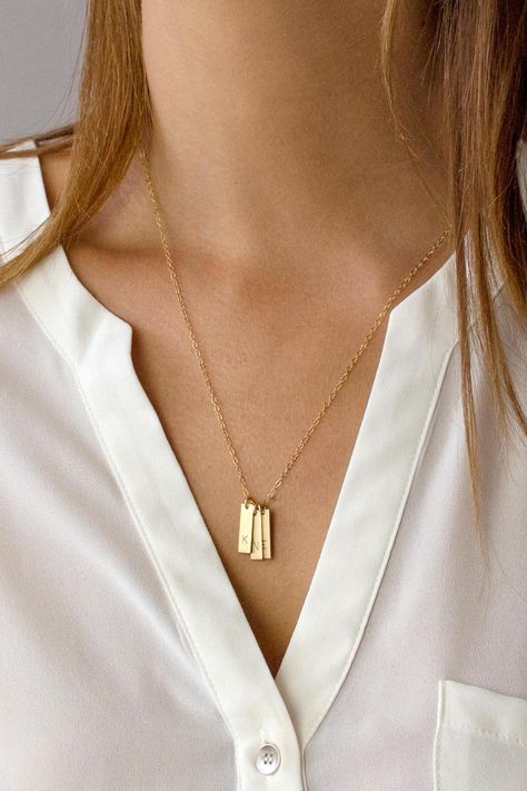 Bar Necklace Gold, Real Diamond Necklace, Good Luck Necklace, Vertical Bar Necklace, Dainty Diamond Necklace, Horseshoe Necklace, Floating Necklace, Bar Necklace Personalized, Vertical Bar