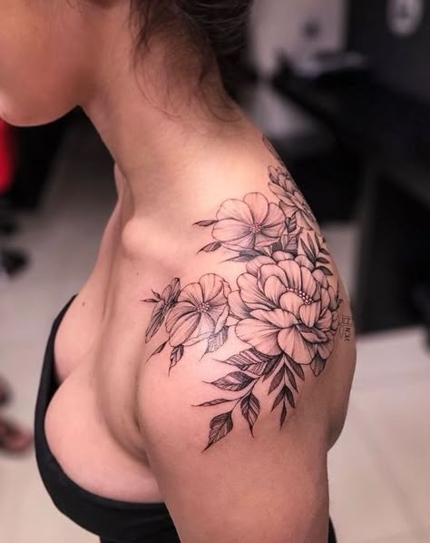 Pin by Bianca Carteri on Tatoos ombro | Shoulder tattoos for women, Girl shoulder tattoos, Popular tattoos Shoulder Cap Tattoo, Girl Shoulder Tattoos, Flower Tattoo Shoulder, Back Of Shoulder Tattoo, Shoulder Tattoos For Women, Up Tattoos, Wedding Tattoos, Sparrows, Feminine Tattoos