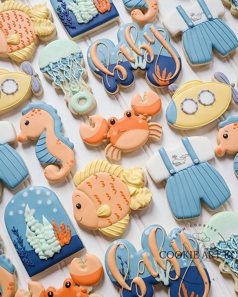 Featured Baker Katie, of Cookie Art KC - Your Baking Bestie Kawaii Foods, Fish Cookies, Royal Iced Cookies, Cookies Theme, Iced Sugar Cookies, Cookie Business, Festive Cookies, Summer Cookies, Baby Cookies