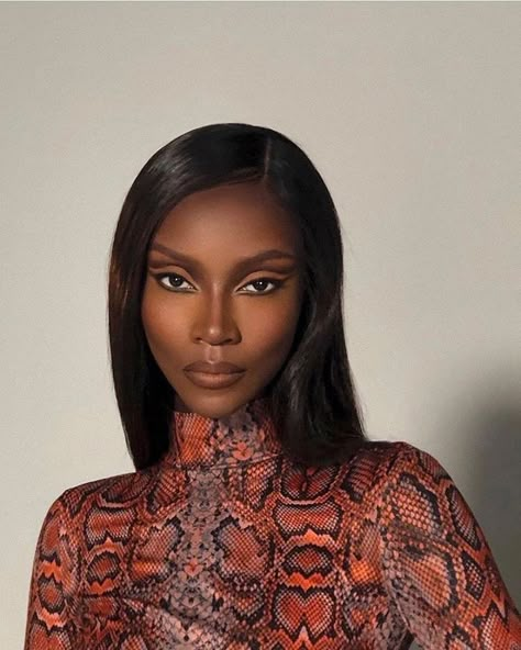 Mekap Mata, Natural Everyday Makeup, Brown Skin Makeup, Soft Glam Makeup, Smink Inspiration, Black Women Makeup, Grunge Look, Soft Makeup, Dark Skin Makeup