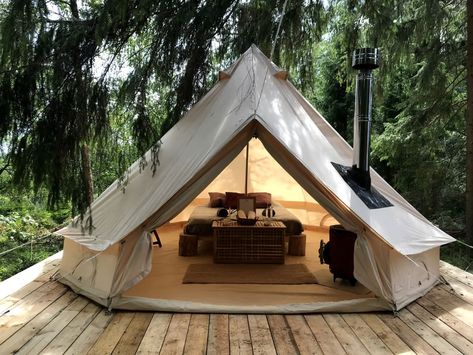 Bell Tent Glamping, Glamour Camping, Tents Camping Glamping, Bell Tent Camping, Family Glamping, Yurt Camping, Four Season Tent, Glamping Resorts, Go Glamping