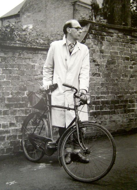 Philip Larkin. Poet with a bicycle. Phillip Larkin, Philip Larkin Poems, Philip Larkin, Modern Poetry, Poetry Magazine, English Poets, Vintage Cycles, People Of Interest, Writers And Poets