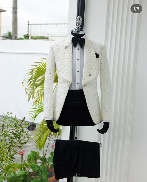 White Blazer Black Pants, Shawl Lapel Tuxedo, Peak Lapel Suit, Bow Tie Pants, Costume Africain, Pant Trouser, Traditional Suit, Suit Pant, Swarovski Stones